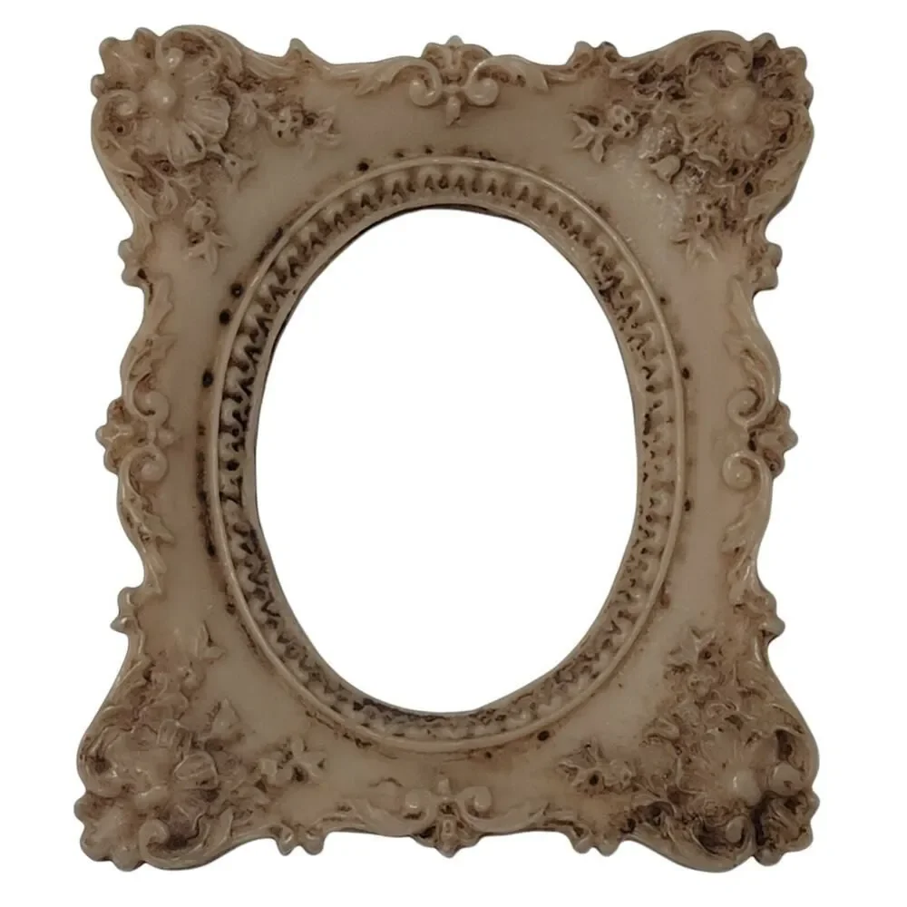 Vintage Victorian Beige Picture Frame Made From Resin 4